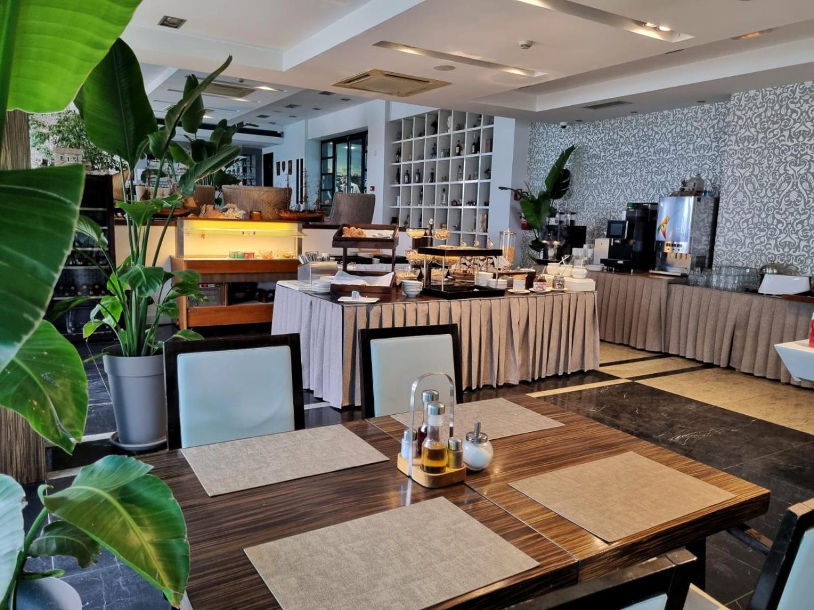 Hotel Gala Split Podstrana Dış mekan fotoğraf