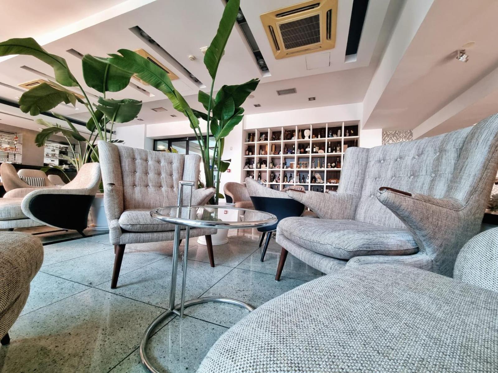 Hotel Gala Split Podstrana Dış mekan fotoğraf