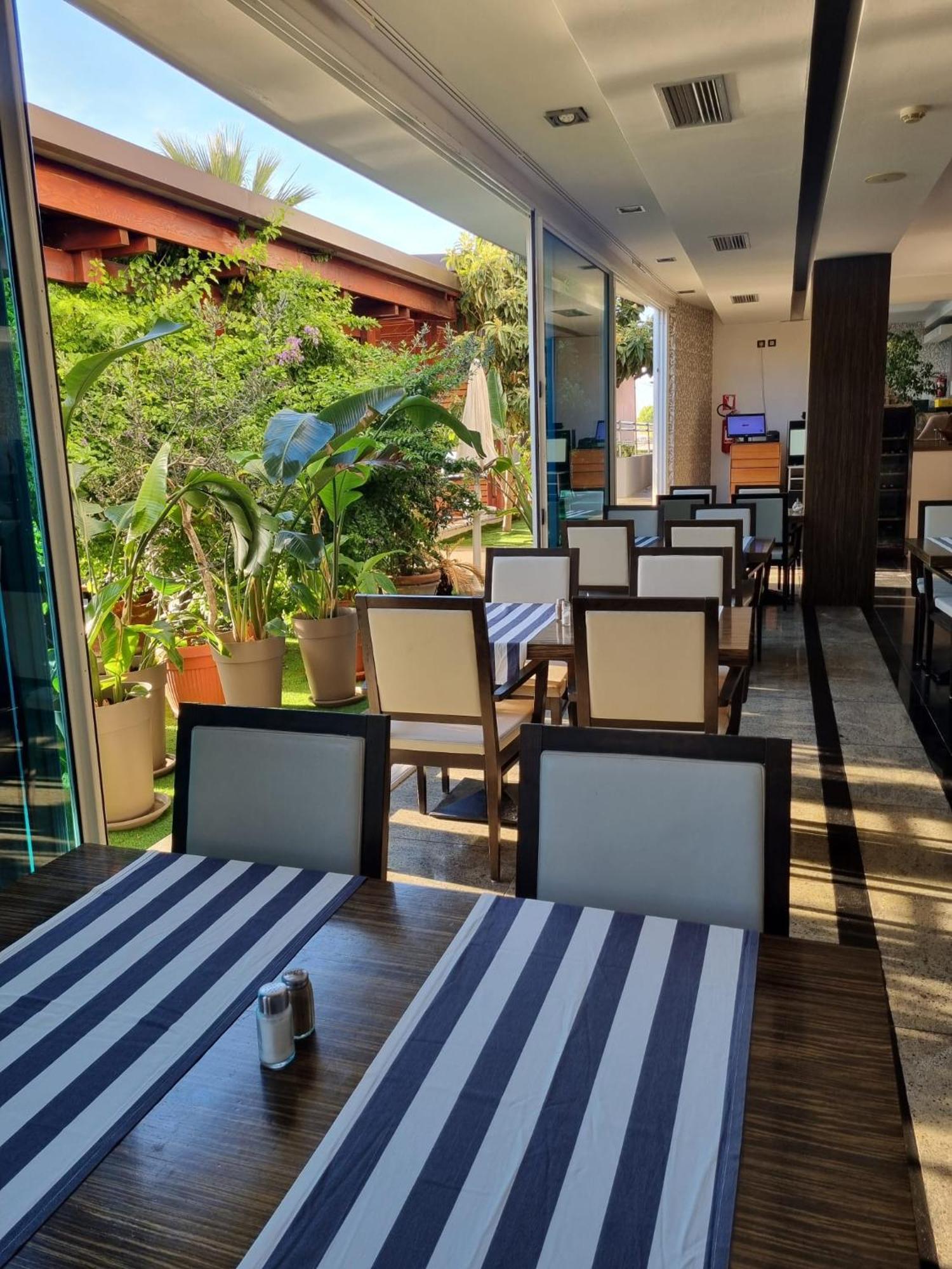 Hotel Gala Split Podstrana Dış mekan fotoğraf
